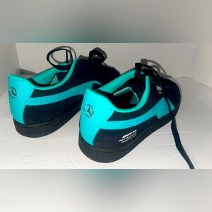 Puma AMG limited edition Teal and Black Sneakers size 9